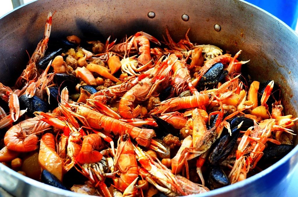 7570603856 0164437e67 b76