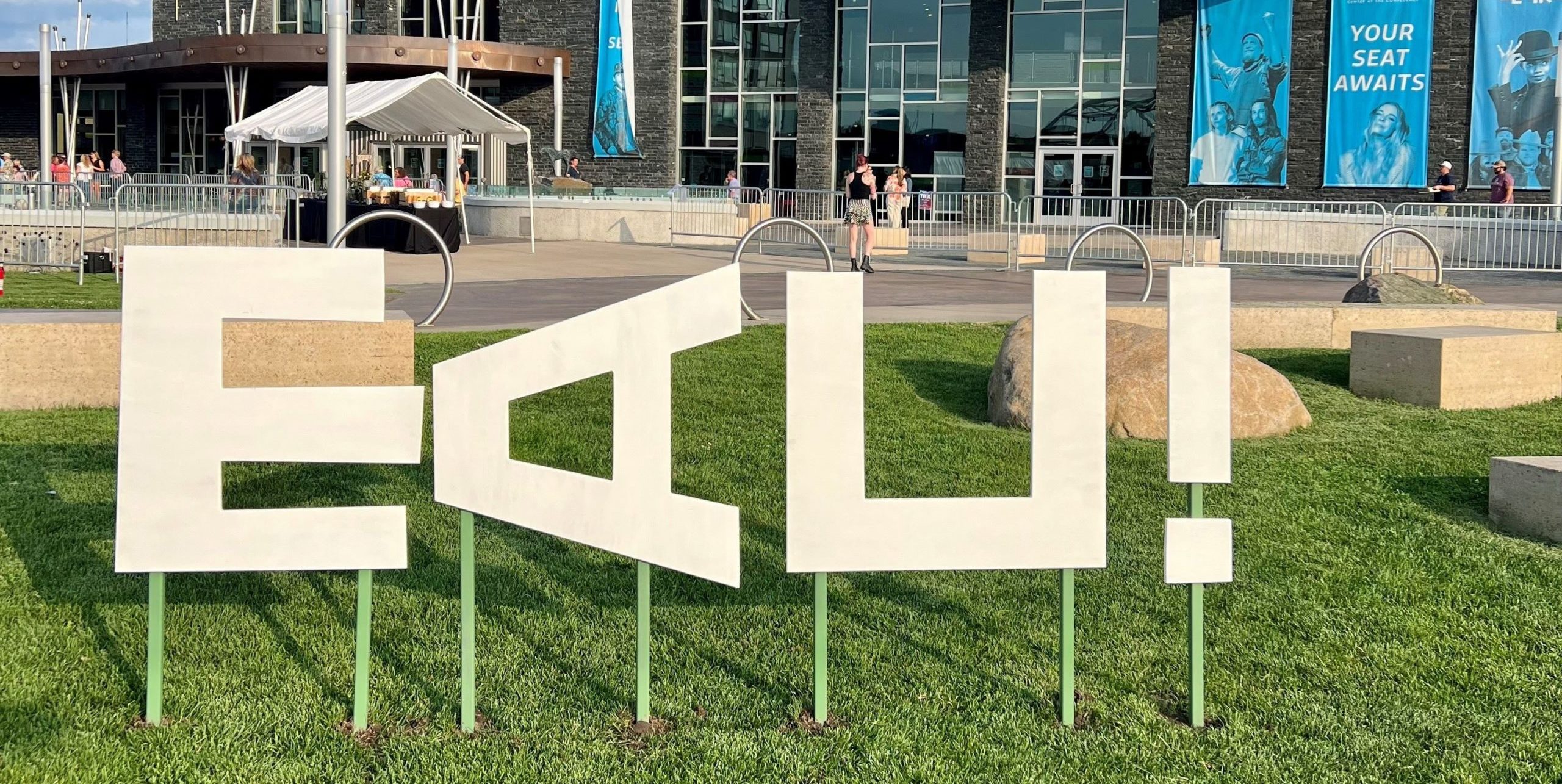 Eau Claire Link Roundup: Pablo Center